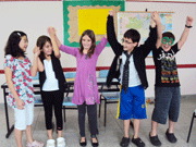 Os alunos do 5ano B foram desafiados a criar uma encenao teatral de autoria do prprio grupo