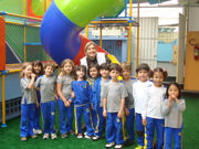 Os alunos puderam matar as saudades da escola e dos amigos.